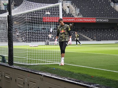 Darlow or Perri? The One Decision That Will Tell Us Everything About Leeds United vs Nottingham&nbsp;Forest